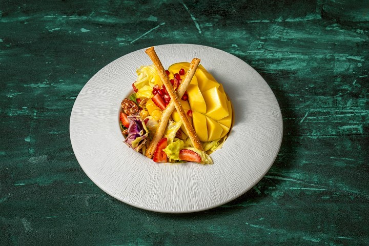 Mango salad 